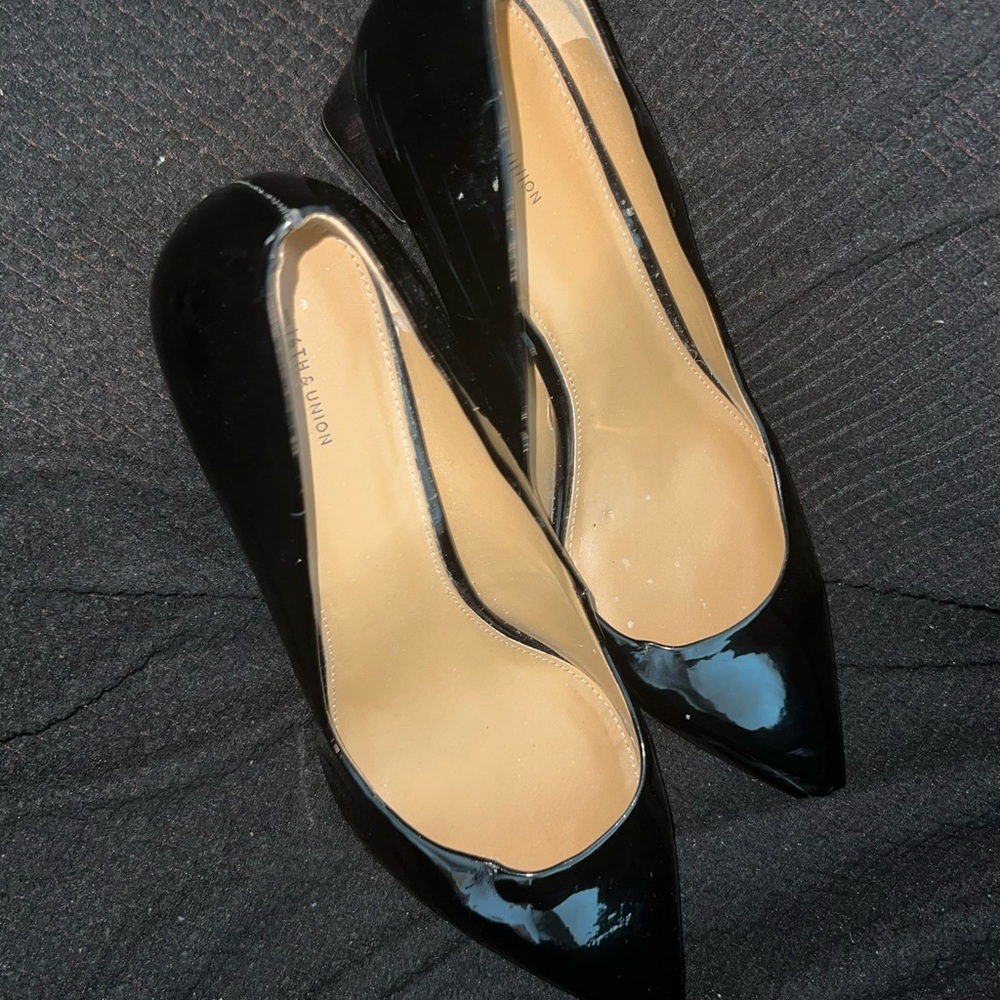 14th & Union Black Patent Leather Heels